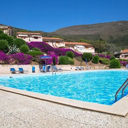Apartment Cala Rossa 45 Pool & Nature - Goelba Nisporto